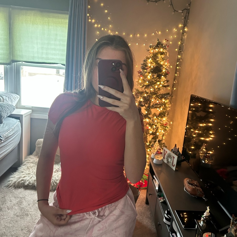 Red Short Sleeve Top